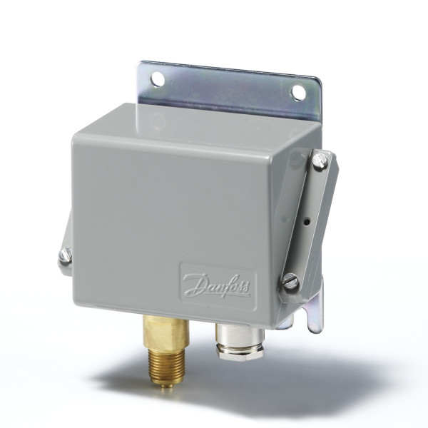 PRESOSTAT KPS 37 ZAKRES `6-18BAR  G3/8A  